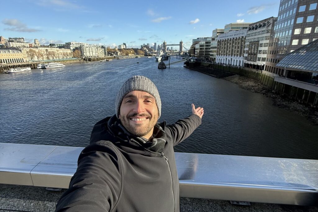 Natale a Londra 2025: itinerario e cosa vedere 4 Natale a Londra 2025 - London Bridge