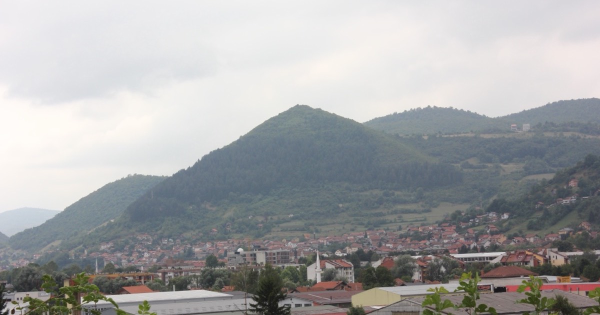 Piramidi di Visoko: la Verità Dietro il Mistero della Bosnia (2026) 1 Piramidi di Visoko: la Verità Dietro il Mistero della Bosnia (2026)