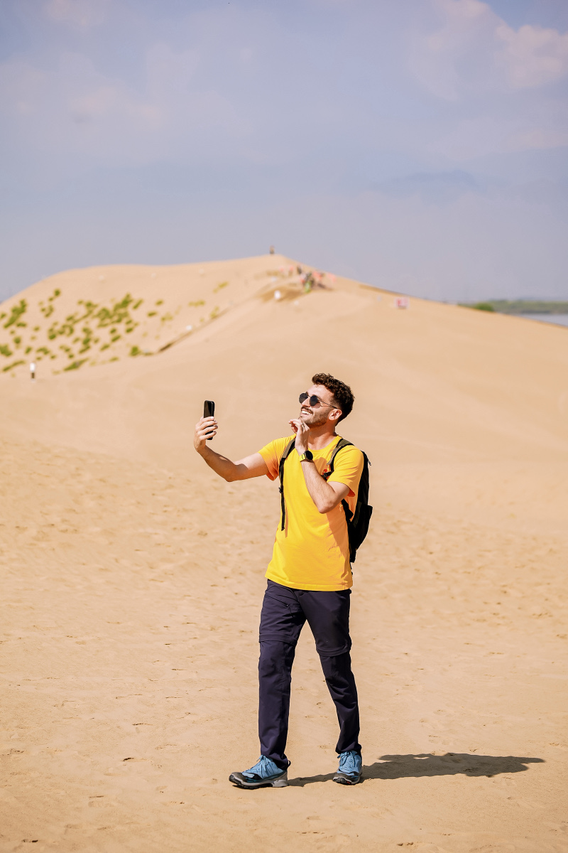 Leonardbells sulle dune del deserto di Shahu, nel Ningxia
