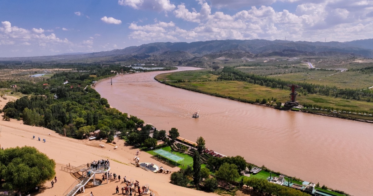 Shapotou, Cina: il deserto del Tengger incontra il Fiume Giallo
