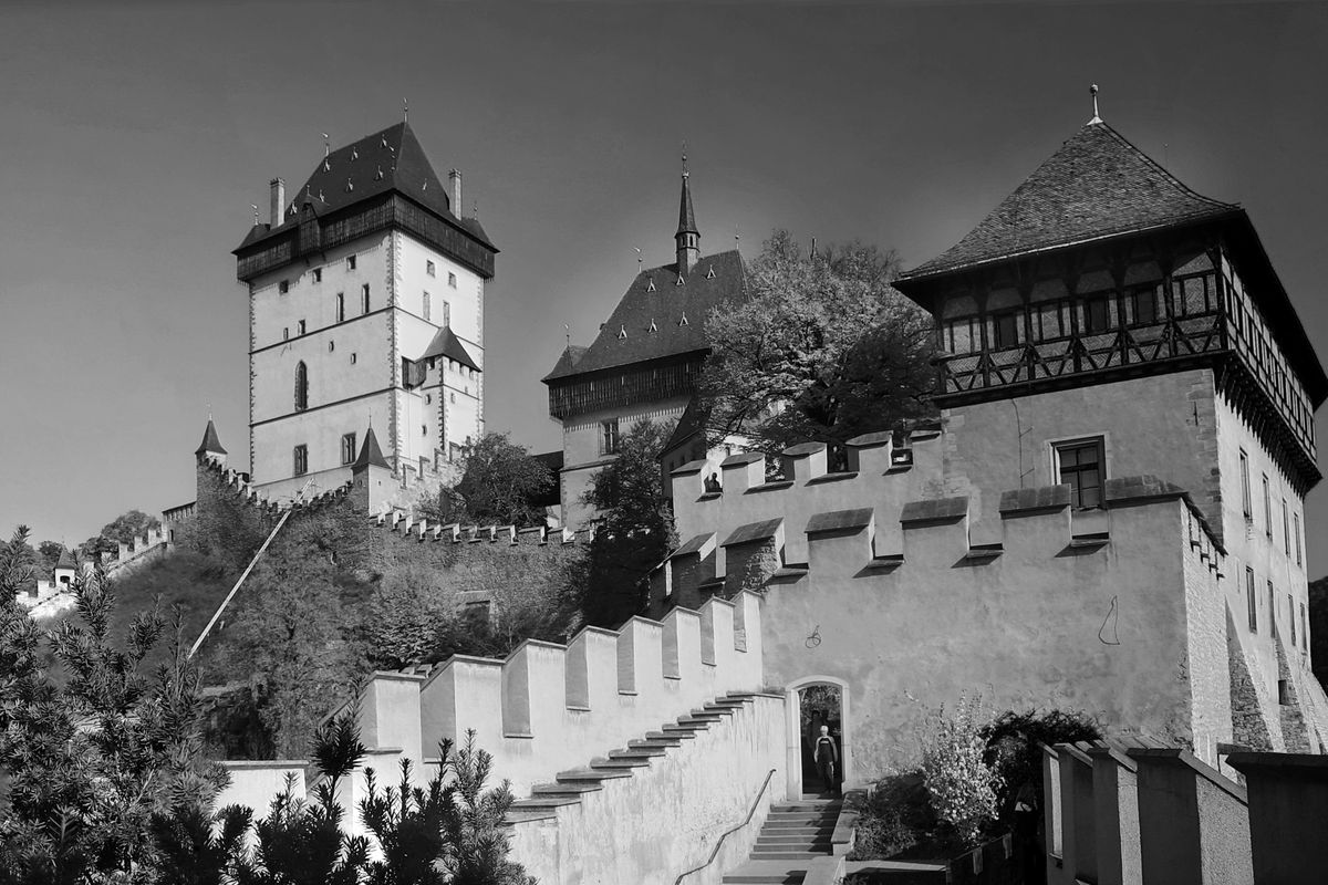 Cosa vedere in Repubblica Ceca oltre Praga: castelli, birrifici e siti UNESCO 5 Il castello di Karlštejn in Boemia centrale